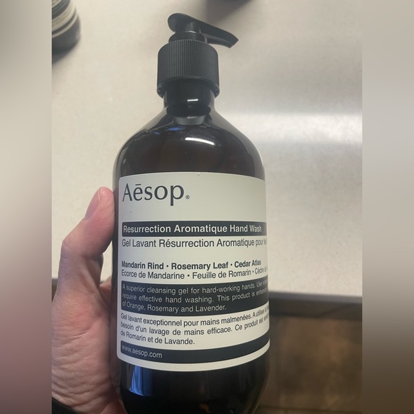 2 Qty Aesop Resurrection Aromatique Hand Wash - new 500 ml - Picture 2 of 5